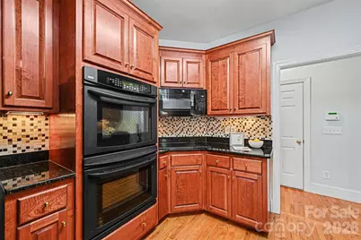 7940 Oakmont Court, Hickory, NC 28602 - Photo 11