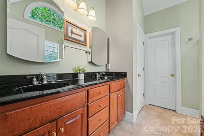 7940 Oakmont Court, Hickory, NC 28602 - Photo 19