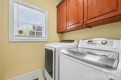 7940 Oakmont Court, Hickory, NC 28602 - Photo 17