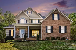 7940 Oakmont Ct, Hickory, NC 28602 - Photo 3