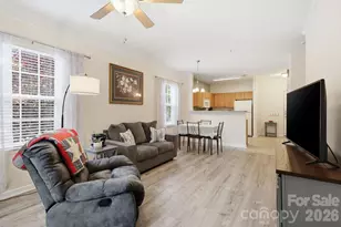 528 Appeldoorn Cir, Asheville, NC 28803 - Photo 7