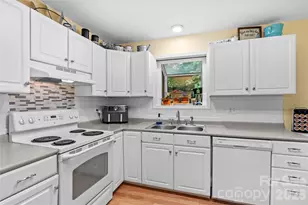 785 Kemp Rd, Mooresville, NC 28117 - Photo 23
