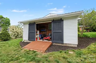 107 Peachtree St, Belmont, NC 28012 - Photo 37