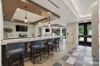 130 Cherokee Road #406, Charlotte, NC 28207 - Photo 3
