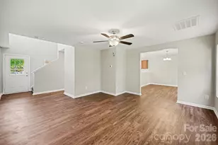 2021 Sonoma Valley Dr, Charlotte, NC 28214 - Photo 5