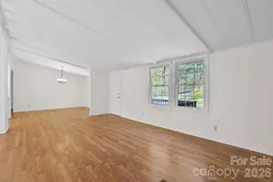 5 Country Rd, Hendersonville, NC 28791 - Photo 11