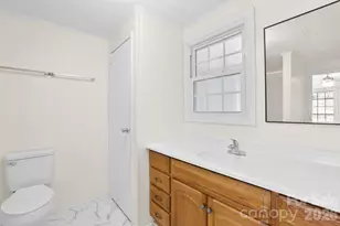 5 Country Rd, Hendersonville, NC 28791 - Photo 23
