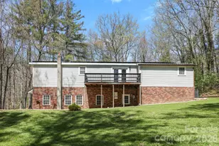 5 Country Rd, Hendersonville, NC 28791 - Photo 5