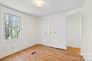 5 Country Rd, Hendersonville, NC 28791 - Photo 17