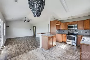 1575 Windy Holly Ln, Newton, NC 28658 - Photo 5
