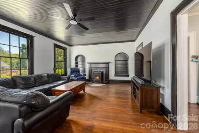 905 W Franklin Street, Monroe, NC 28112 - Photo 9