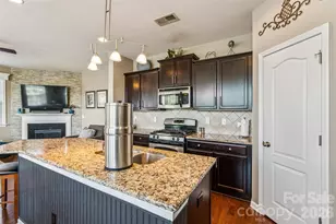 8211 Viewpoint Lane, Cornelius, NC 28031 - Photo 11