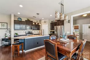 8211 Viewpoint Lane, Cornelius, NC 28031 - Photo 5