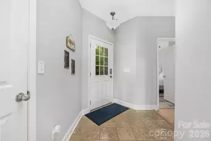 1325 Lytton Ln, Catawba, NC 28609 - Photo 3