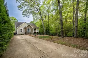 1325 Lytton Ln, Catawba, NC 28609 - Photo 43