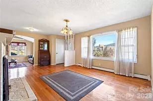 106 Chapel St, Spruce Pine, NC 28777 - Photo 3