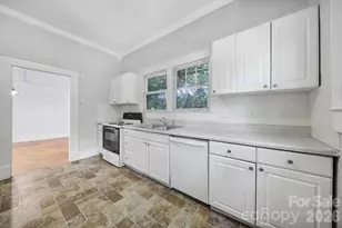 815 Parkwood Ave, Charlotte, NC 28205 - Photo 17