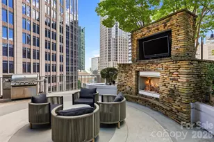 210 N Church St, Charlotte, NC 28202 - Photo 37