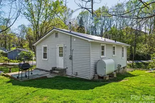 125 Lower Edgewood Rd, Candler, NC 28715 - Photo 19