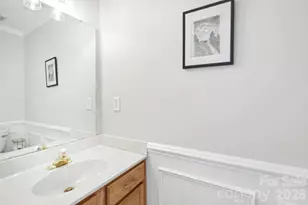 9943 Gray Dove Ct, Charlotte, NC 28216 - Photo 11
