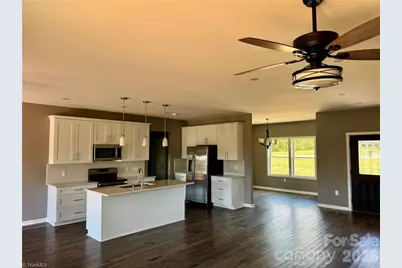 130 Oak Pointe Lane, Wilkesboro, NC 28697 - Photo 25