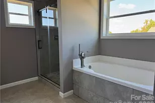 130 Oak Pointe Ln, Wilkesboro, NC 28697 - Photo 11