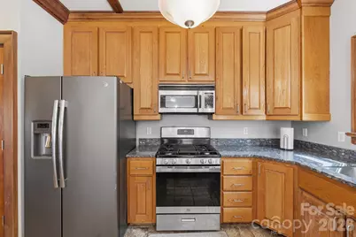 22 Pear Tree Lane, Leicester, NC 28748 - Photo 11
