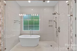 3901 Carmel Acres Dr, Charlotte, NC 28226 - Photo 19