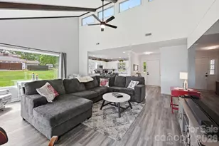 8029 Lucky Creek Ln, Denver, NC 28037 - Photo 15