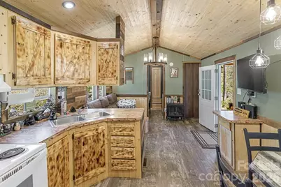 16 Standing Rock Ridge, Maggie Valley, NC 28751 - Photo 9