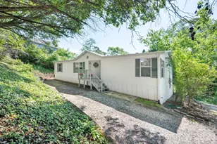 66 Green Oak Rd, Asheville, NC 28804 - Photo 3