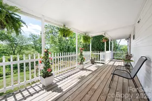 66 Green Oak Rd, Asheville, NC 28804 - Photo 27