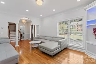 220 35th Ave NE, Hickory, NC 28601 - Photo 13