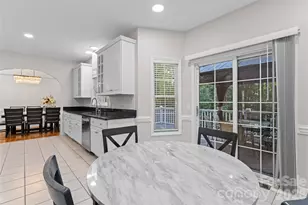220 35th Ave NE, Hickory, NC 28601 - Photo 23