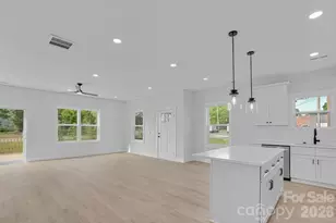 224 Columbia St, Gastonia, NC 28054 - Photo 13