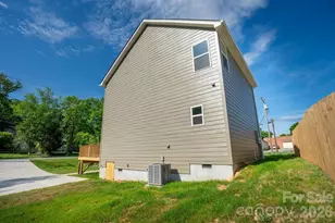 224 Columbia St, Gastonia, NC 28054 - Photo 7