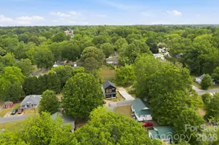 2412 Summit Ave, Kannapolis, NC 28081 - Photo 9