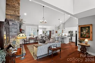 3757 Laurel Park Hwy, Hendersonville, NC 28739 - Photo 19