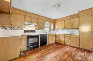 1080 Drag Strip Rd, Hudson, NC 28638 - Photo 15
