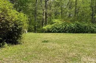 207 Ewbank Rd, Etowah, NC 28729 - Photo 17