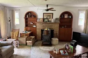 207 Ewbank Rd, Etowah, NC 28729 - Photo 5