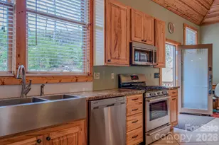 426 Cook Town Rd, Bakersville, NC 28705 - Photo 13