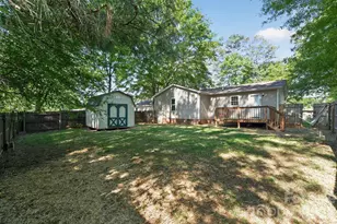 208 S Pasour St, Dallas, NC 28034 - Photo 15
