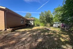 280 Raintree Rd, Great Falls, SC 29055 - Photo 9