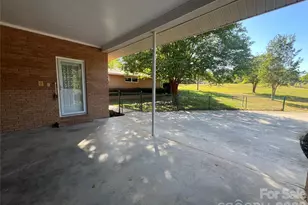280 Raintree Rd, Great Falls, SC 29055 - Photo 13