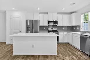 490 Sand Dunes Dr, Kannapolis, NC 28081 - Photo 5