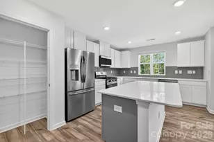 490 Sand Dunes Dr, Kannapolis, NC 28081 - Photo 3
