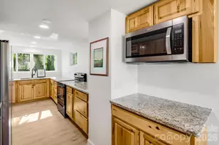 21 Oak Hill Dr, Asheville, NC 28806 - Photo 11