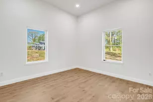 21 Oak Hill Dr, Asheville, NC 28806 - Photo 15