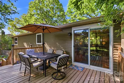 6723 Rollingridge Drive, Charlotte, NC 28211 - Photo 31